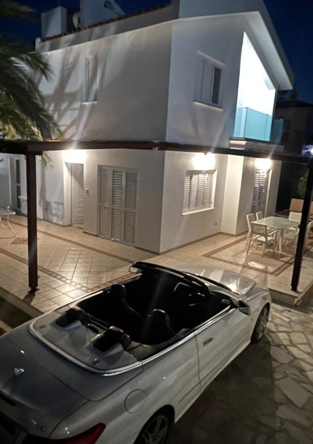 Villa Aleksandar Protaras Ngoại thất bức ảnh